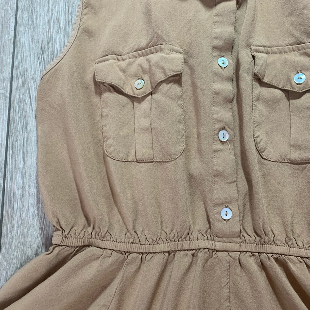 Dress - Picture 3 of 4